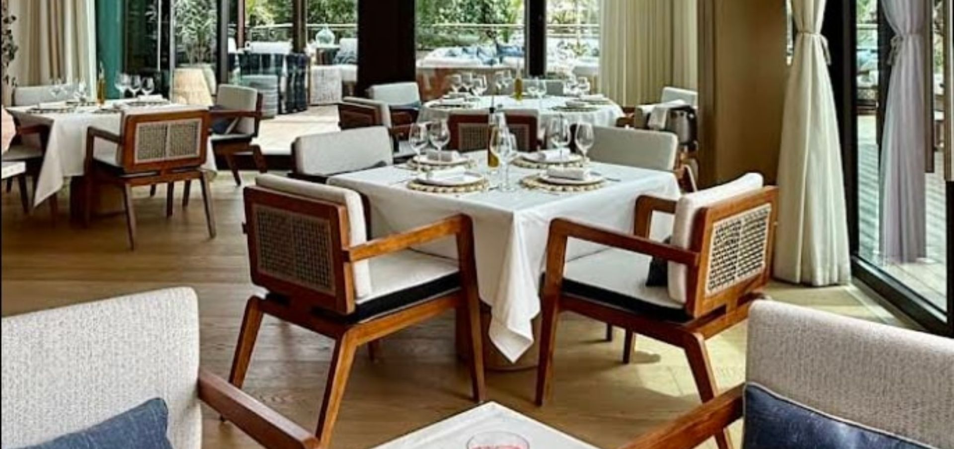 Iliana Restaurant – Jumeirah Dubai (8)