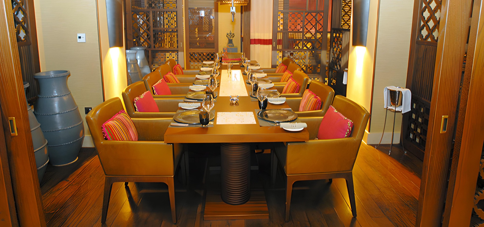 Indigo Restaurant - Beach Rotana