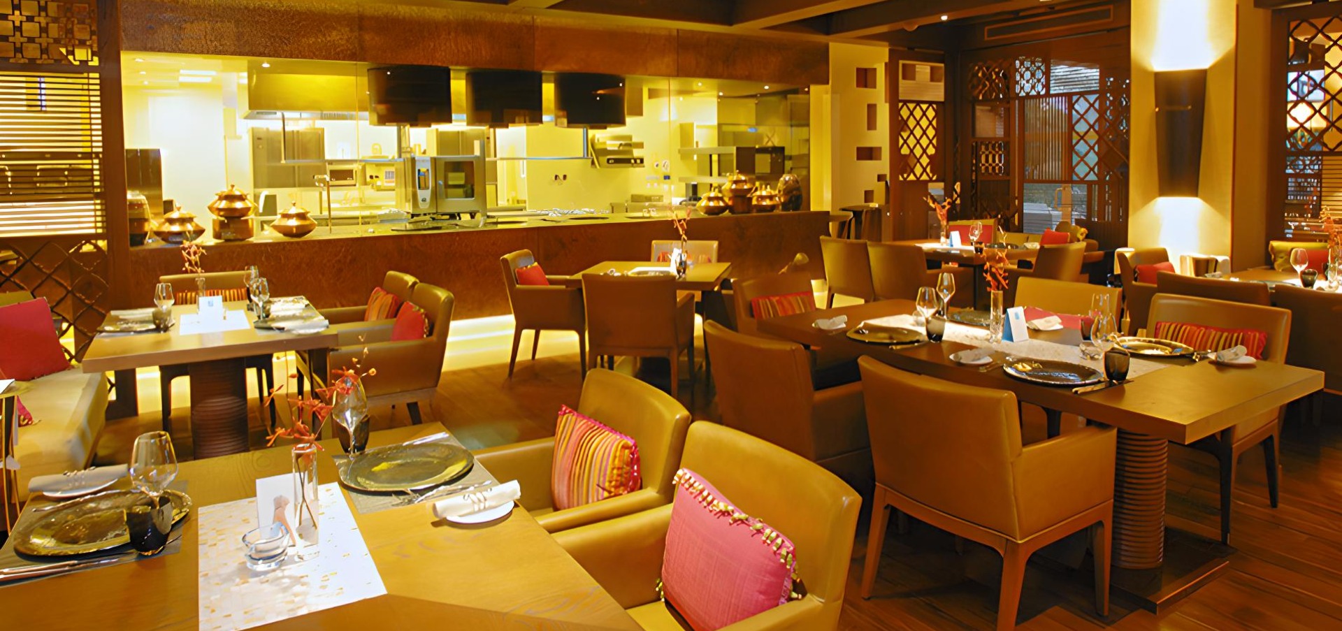 Indigo Restaurant - Beach Rotana01 (2)
