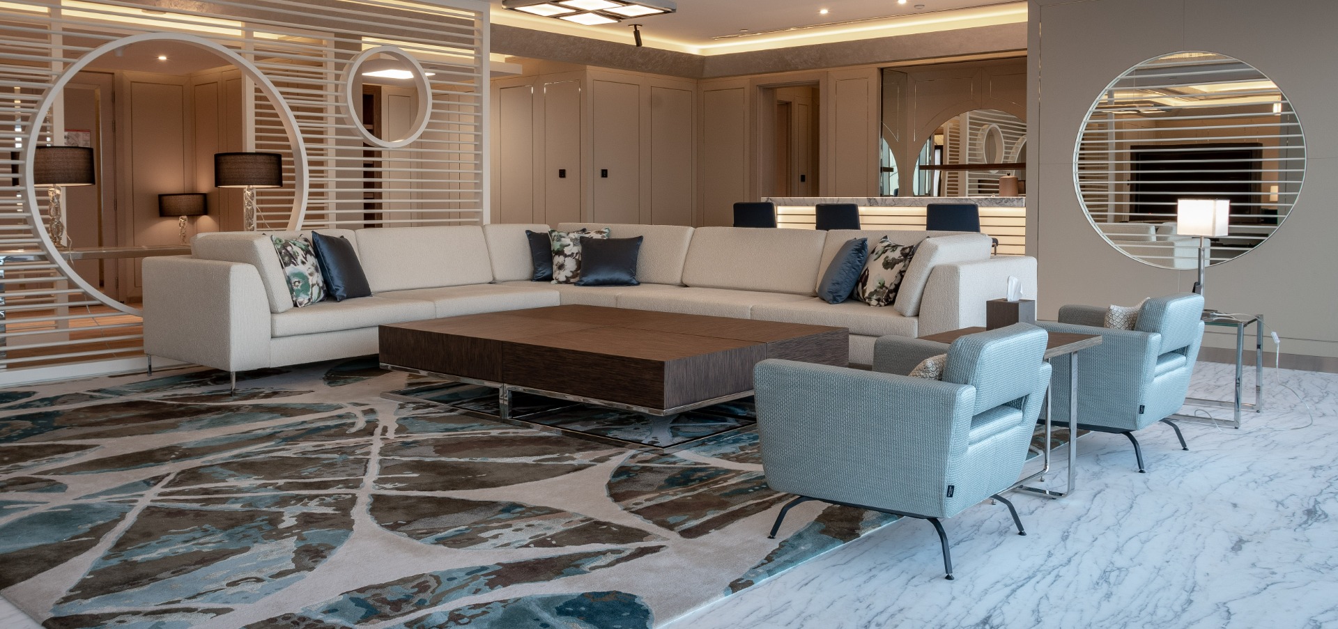 RoyalM-RoyalSuite-13